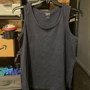 Maurice’s navy blue women’s tank top